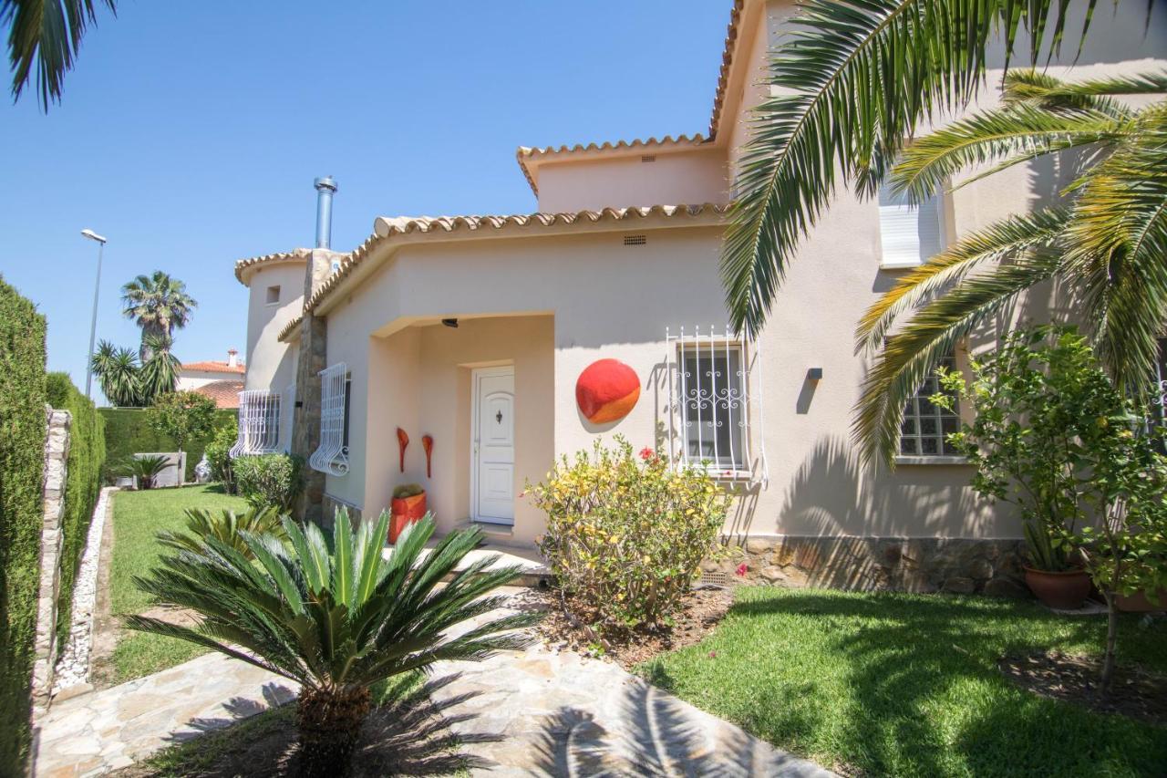 Vila Casa Cyriel Oliva Exteriér fotografie