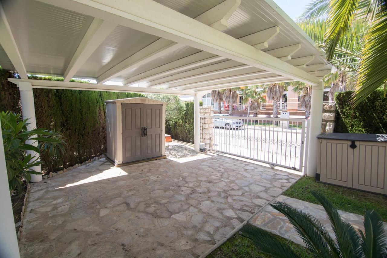 Vila Casa Cyriel Oliva Exteriér fotografie