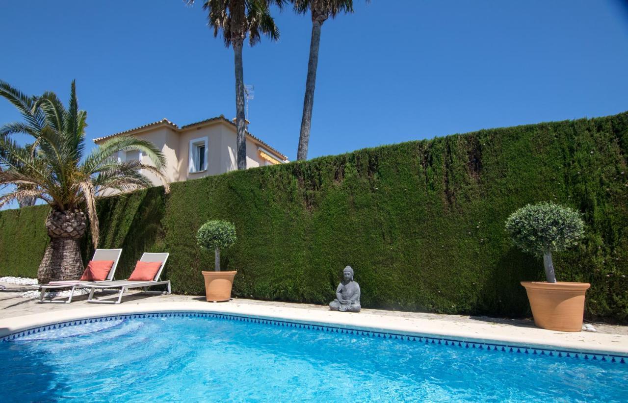 Vila Casa Cyriel Oliva Exteriér fotografie